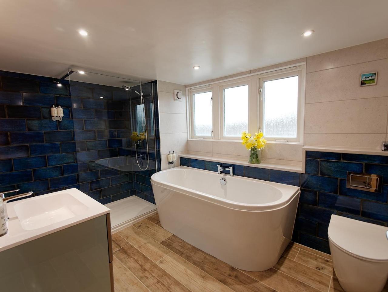 The Ship Inn - Winner Best Hotel Experience 2024 Visit Scotland Gatehouse of Fleet Dış mekan fotoğraf