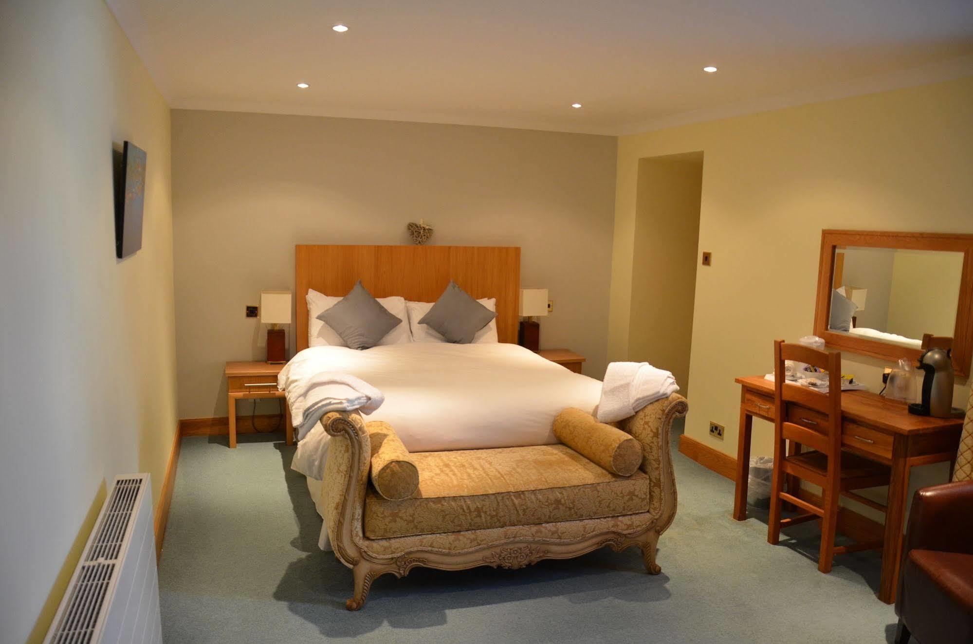 The Ship Inn - Winner Best Hotel Experience 2024 Visit Scotland Gatehouse of Fleet Dış mekan fotoğraf